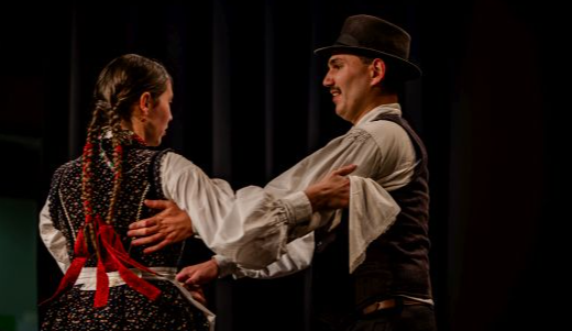 Karácsonyi táncház